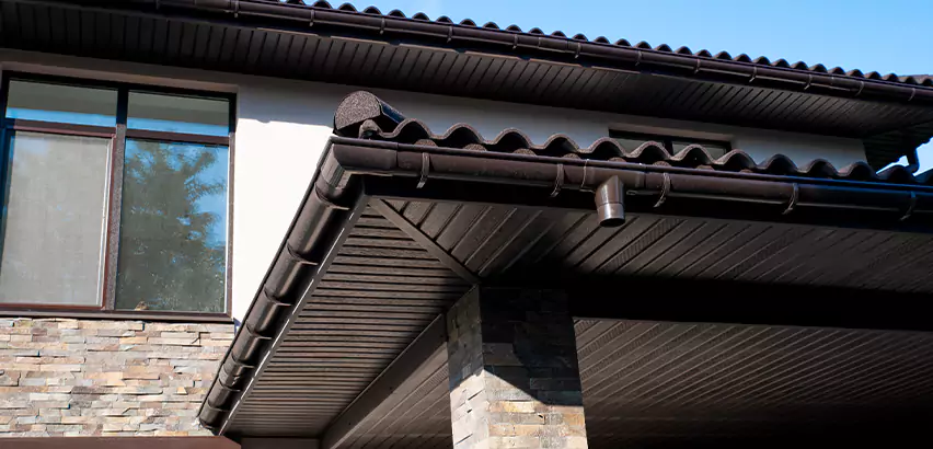 Rotted Fascia Board Repair in Tuttle