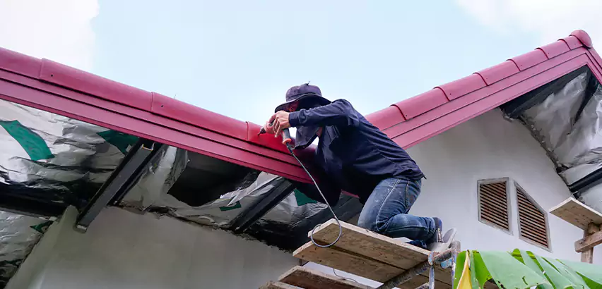 Rain Gutter Repair in Tuttle