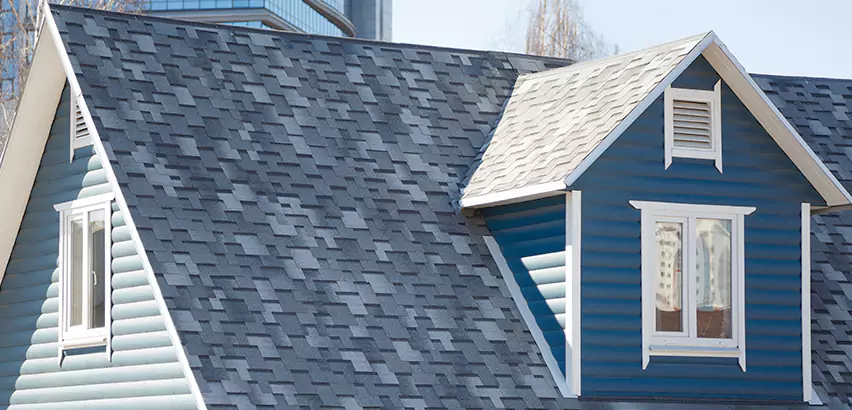 Shingle Roof Maintenance in Tuttle